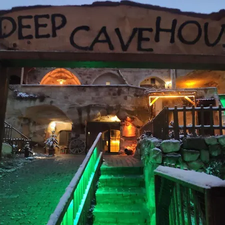 Deep Cave House *