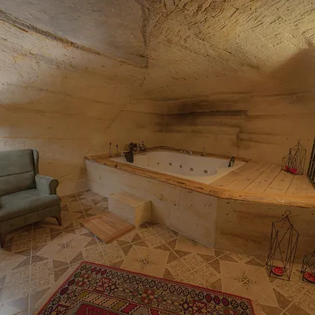 Deep Cave House Ξενοδοχείο *