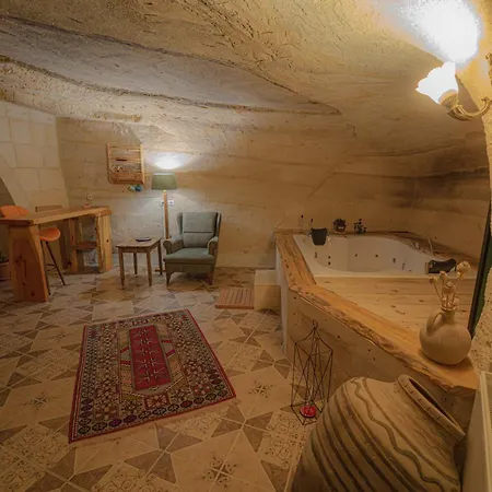 Deep Cave House Ξενοδοχείο *
