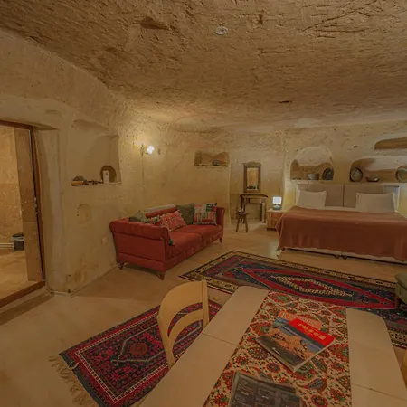 Deep Cave House Ουργκούπ
